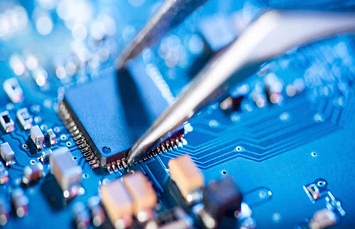 电子电气与通用工业：以电绝缘与长效稳定支撑高可靠应用